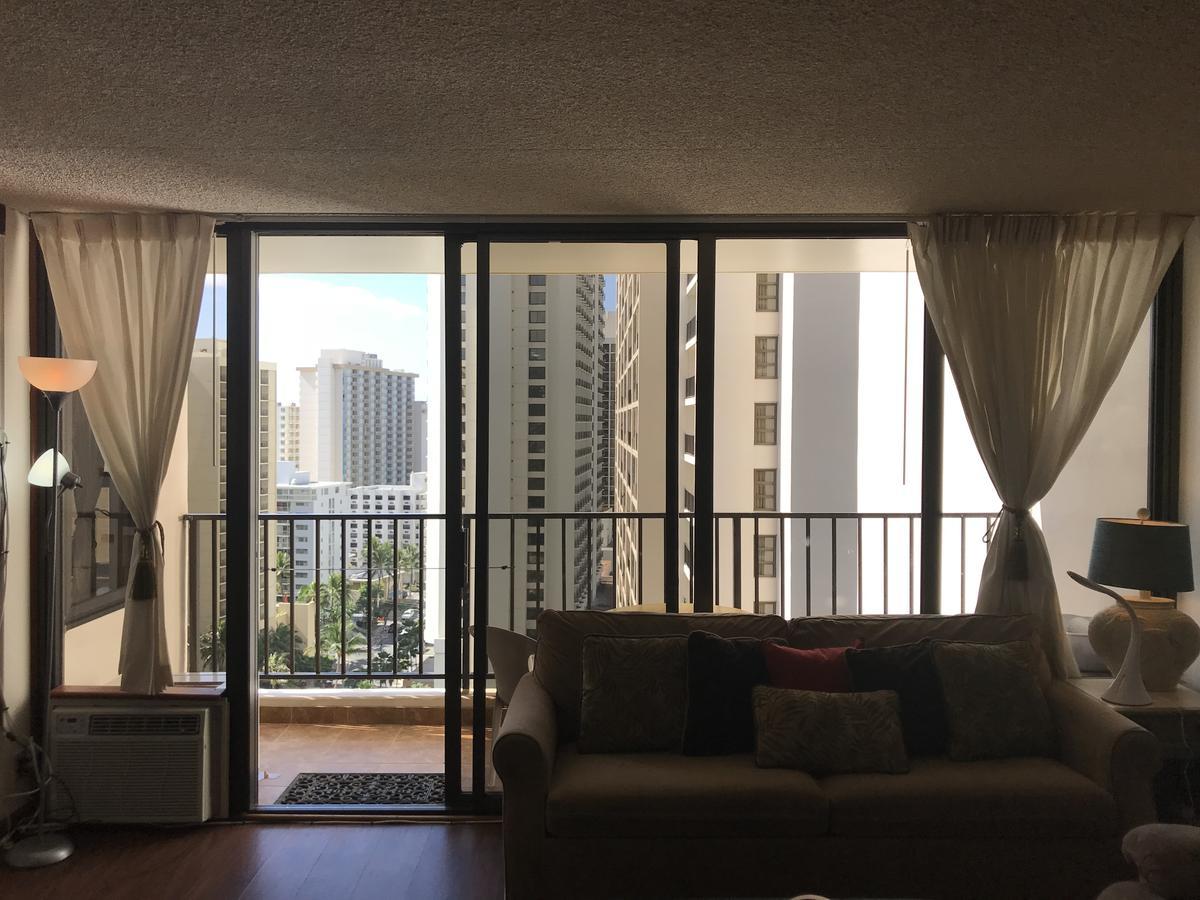 Waikiki Banyan Honolulu Exterior foto